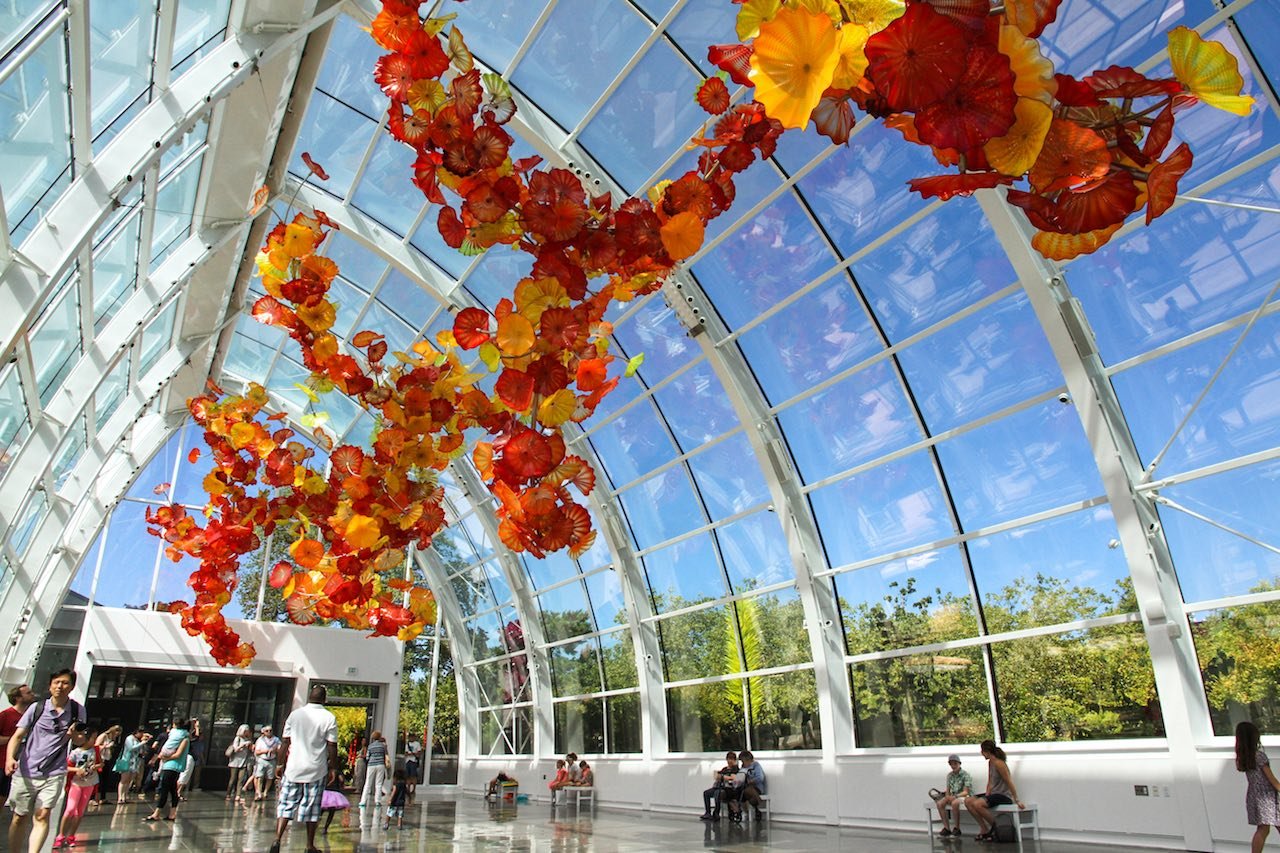 Chihuly-Garden-and-Glass